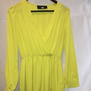 Akira Chicago Long Sleeve V-Neck Dress | Size M